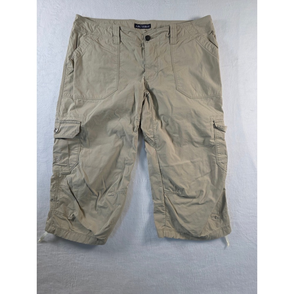Arc'teryx Gamut Cargo Capri Pants Hiking Utility Tan Khaki Size 12 Gorpcore